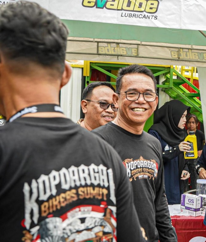 Wakil Wali Kota Medan, Zakiyuddin Harahap, mengajak komunitas bikers di Kota Medan untuk berperan aktif dalam memerangi narkoba dan kejahatan jalanan. Ajakan itu ia sampaikan saat menghadiri Kopdar Gabungan Bikers di Marelan Square, Minggu (7/9/2025).