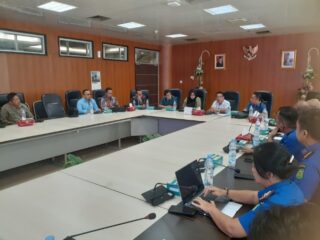 Rapat lanjutan pembahasan Ranperda PPK bersama PT KIM dan Pelindo di DPRD Kota Medan, Selasa (9/9/2025).