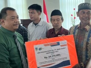 Bank Sumut menyalurkan dana tanggung jawab sosial perusahaan (CSR) sebesar Rp361,8 juta untuk mendukung renovasi dan penyediaan sarana prasarana di 15 rumah ibadah di Kota Tebing Tinggi.