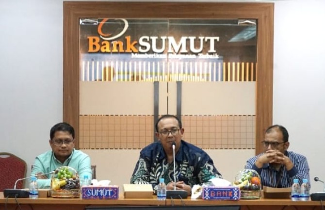 Branch Manager PT Taspen Medan, Hari Kusuma Yuda Perwira menyampaikan apresiasi terhadap Bank Sumut sebagai mitra bayar terbaik. Hal ini ditegaskan dalam kunjungan PT Taspen ke Bank Sumut, Kamis (11/9/2025).