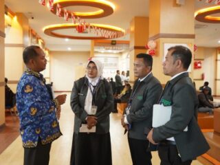 Dinas Penanaman Modal dan Pelayanan Terpadu Satu Pintu (PMPTSP) Kota Pematangsiantar mendapat perhatian peserta Pelatihan Kepemimpinan Administrator (PKA) Angkatan III Badan Pengembangan Sumber Daya Manusia (BPSDM) Sumatera Utara.