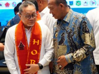 Bupati Langkat Syah Afandin bersama Menko Pangan Zulkifli Hasan