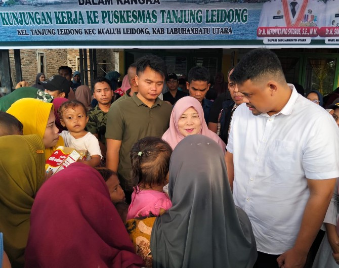 Warga Desa Teluk Pulai Dalam, Kecamatan Kualuh Leidong, Kabupaten Labuhanbatu Utara (Labura), menyampaikan aspirasi kepada Gubernur Sumatera Utara, Muhammad Bobby Afif Nasution, terkait kebutuhan fasilitas kesehatan. Hal itu disampaikan dalam kegiatan Sapa Daerah (Sada) di desa tersebut, Rabu (24/9/2025).