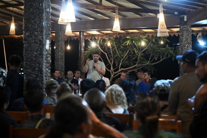 Gubernur Sumatera Utara (Sumut) Bobby Nasution menegaskan komitmen Pemerintah Provinsi (Pemprov) Sumut untuk menjadikan Bahorok dan Tangkahan di Kabupaten Langkat sebagai destinasi wisata unggulan, selain Danau Toba.