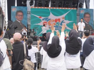 Kamar Dagang dan Industri Sumatera Utara (Kadin Sumut) bekerja sama dengan Kadin Indonesia menggelar Mendadak Festival (Menfest) di Arena PRSU Medan, 26-27 September 2025.