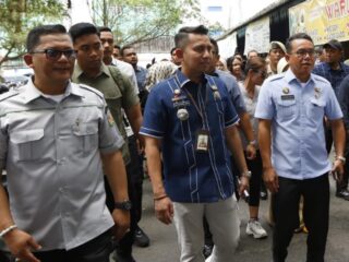 Wakil Wali Kota Medan Zakiyuddin Harahap meninjau Pasar Petisah dan Pusat Pasar, Selasa (30/9/2025).