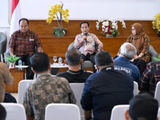 Badan Pendapatan Daerah (Bapenda) Sumut berhasil menghimpun sebesar Rp974 miliar atau sebesar 55,96% dari total target sebesar Rp1.7 triliun dari pajak kendaraan bermotor (PKB) sampai 30 September 2025.