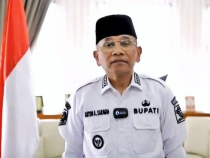 Bupati Simalungun, Anton Achmad Saragih