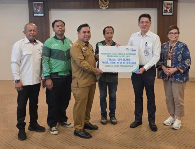 Rumah Sakit Siloam menunjukkan dukungannya terhadap program pengentasan kemiskinan ekstrem di Kota Medan dengan memberikan bantuan jaminan sosial melalui dana Corporate Social Responsibility (CSR), Senin (6/10/2025).