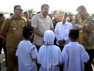 Gubernur Sumatera Utara Muhammad Bobby Afif Nasution mengajak masyarakat Sumut untuk memanfaatkan peluang memiliki hunian layak melalui program “3 Juta Rumah”.