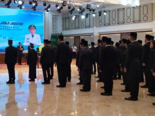 Gubernur Sumut Lantik 177 Pejabat Eselon III dan IV, Ingatkan Jangan Tergoda Ikut Yang Tidak Benar