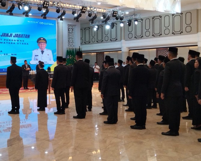 Gubernur Sumatera Utara, Muhammad Bobby Nasution, melantik 177 pejabat eselon III dan IV di lingkungan Pemerintah Provinsi Sumatera Utara (Pemprovsu).