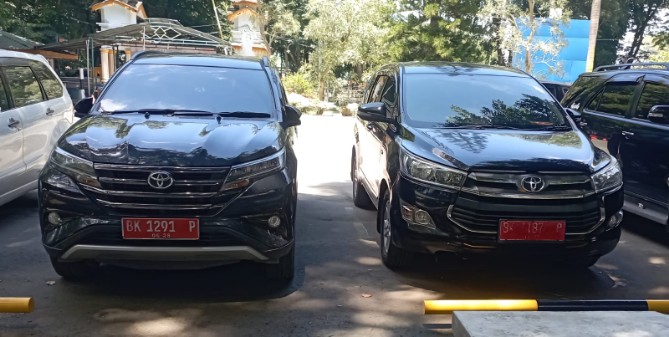 Mobil dinas milik Pemkab Langkat. Foto: dokumen Dinas Kominfo Langkat