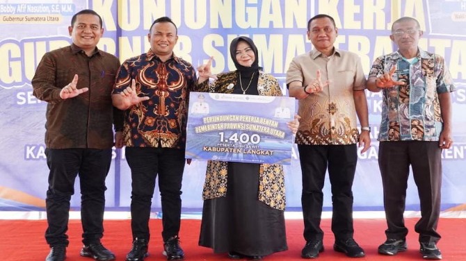 Wakil Bupati Langkat Tiorita Br Surbakti bersama jajaran kepala OPD Langkat. Foto:Dinas Kominfo Langkat