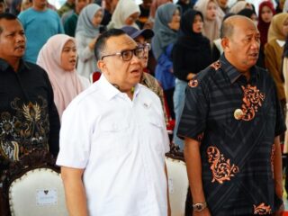 Syah Afandin Dampingi Wamenaker RI Buka Pelatihan Nasional Perunggasan