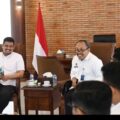 Gubernur Sumut Bobby Afif Nasution saat menerima kunjungan BGN di Kantor Gubernur Sumatera Utara, Senin (20/10/2025). Foto: dokumen Dinas Kominfo Sumut