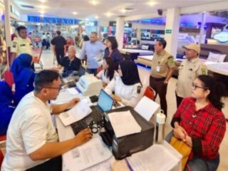 Badan Pendapatan Daerah (Bapenda) Kota Medan kembali meluncurkan inovasi pelayanan publik melalui Pojok Pajak PBB, yang digelar pada 20–26 Oktober 2025 di empat pusat perbelanjaan besar di Kota Medan.