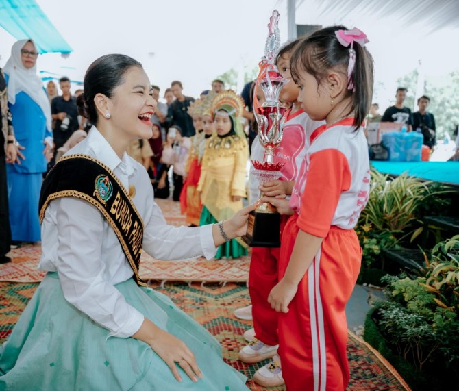 Bunda PAUD Sumut Kahiyang Ayu. Foto : Dokumen Dinas Kominfo Sumut