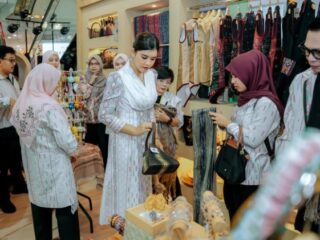Kahiyang Ayu Angkat Pesona Batik Sumut di Gebyar Kriya Nusantara & Jogja ITTAF 2025