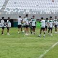 Pemain PSMS Medan sedang melakukan latihan persiapan menghadapi Sumsel United di Stadion Gelora Sriwijaya, Jakabaring, Palembang, Senin (24/11/2025). Foto: IST