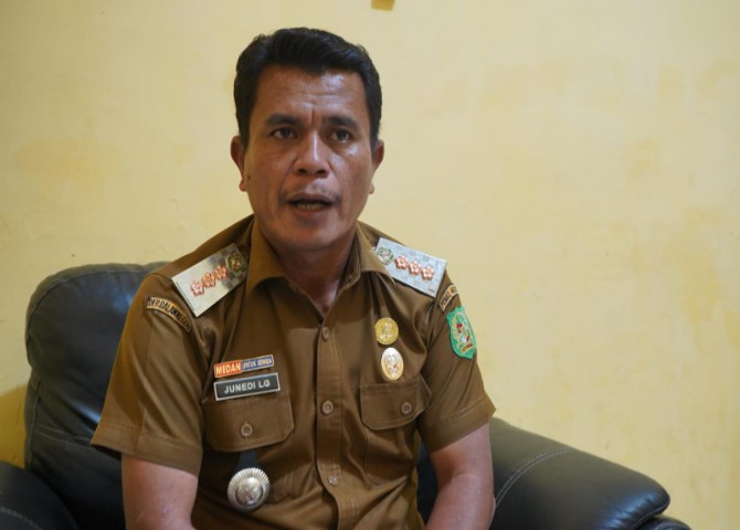 Camat Medan Helvetia, Junedi LG