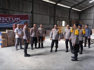 Kapolda Sumut Tinjau Logistik dan Kesiapan Tim K9 di Bandara Silangit