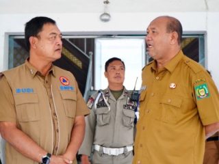 Bupati Syah Afandin Perintahkan Percepatan Penanganan Banjir Langkat dalam Rapat Evaluasi Bersama BNPB
