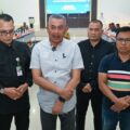 Pj Sekdaprov Sumut Sulaiman Harahap memberikan keterangan kepada wartawan usai rapat bersama Menteri Pertanian secara daring. Foto; IST