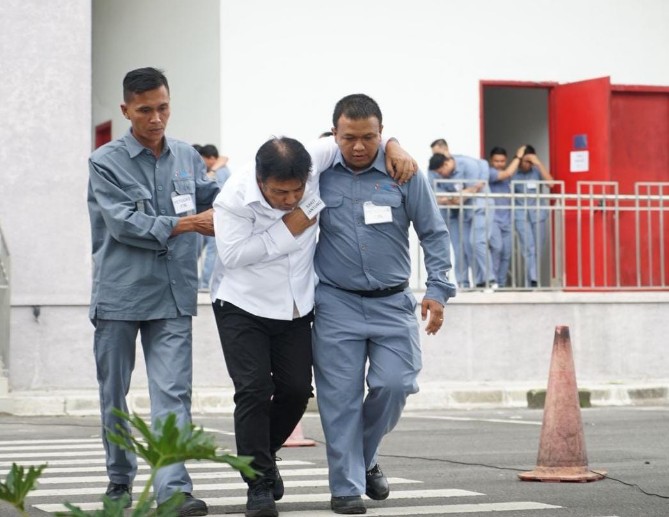 Simulasi kesiapsiagaan kebakaran di INALUM. Foto ; IST