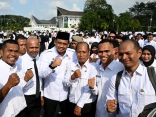 Gubernur Sumut Serahkan SK 11.625 PPPK Paruh Waktu, Tekankan Peningkatan Pelayanan Publik