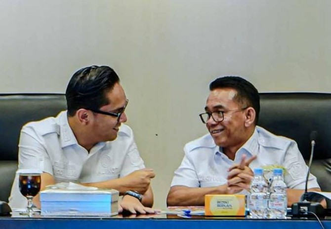 Wali Kota Medan Rico Waas bersama Wakil Wali Kota Medan Zakiyuddin Harahap