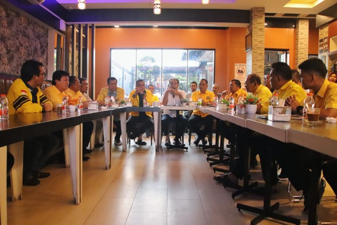 Suasana deklarasi Andar Amin Harahap maju sebagai calon Ketua Golkar Sumut dalam Musda XI Partai Golkar