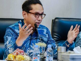 Rico Waas Ultimatum PUD Pasar: Mandiri, Untung, dan Dikelola Profesional