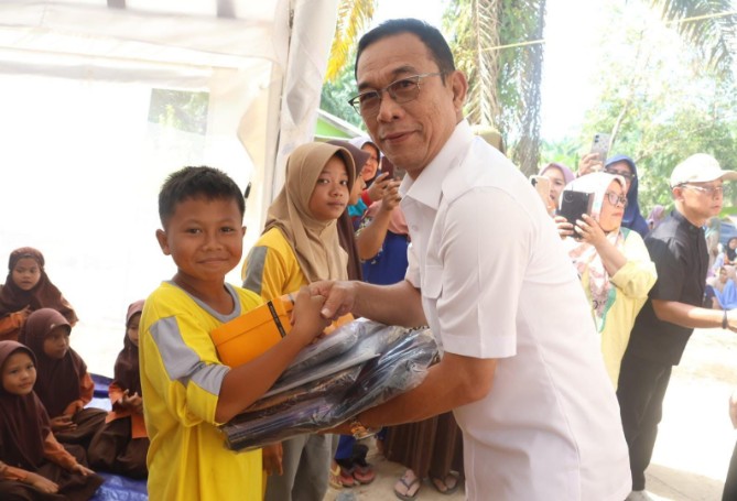 Bupati Tapanuli Selatan, Gus Irawan Pasaribu