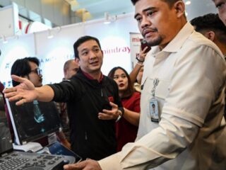 Rp7 Triliun Dana Warga Sumut Lari ke Luar Negeri, Bobby Nasution Desak RS Benahi Layanan