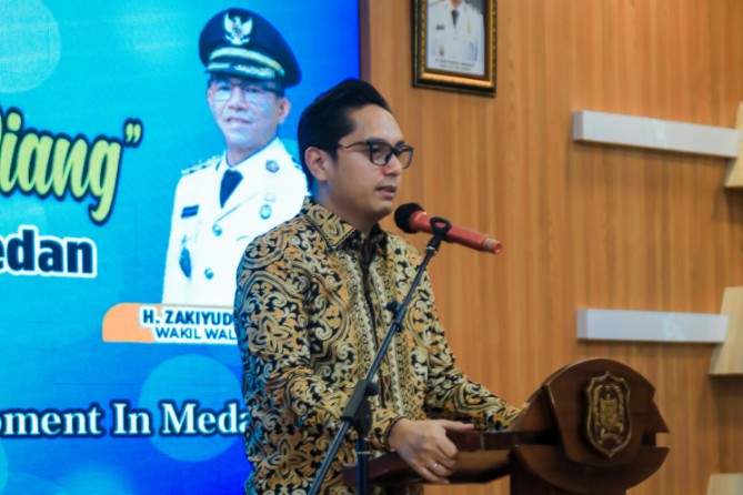 Wali Kota Medan Rico Waas