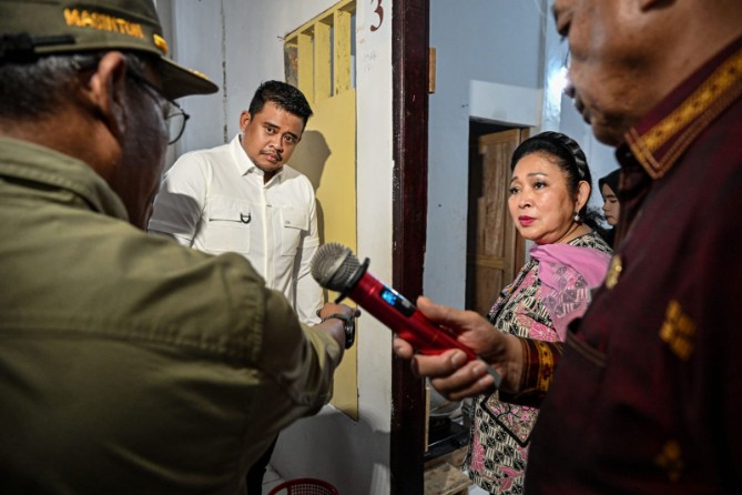 Gunernur Sumut Bobby Nasution bersama Ketua Komisi IV DPR RI