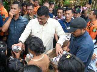 Banjir Terjang Badiri, Rumah Warga Hanyut, Huntap Disiapkan