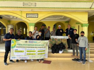 Sambut Ramadan, UINSU Medan Sebar Bantuan Pompa Air ke Masjid di Tamiang