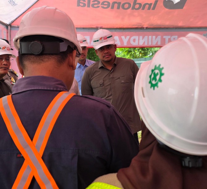 Gubernur Sumut Bobby Afif Nasution saat meninjau pembangunan Sekolah Rakyat di Kota Padang Sidempuan, Senin (2/3/2026). Foto: Reza Sahab/kaldera.id