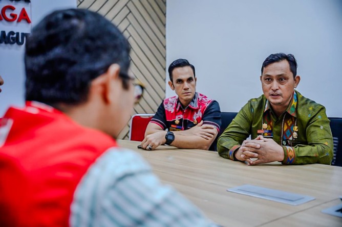 Pemerintah Kota Medan mendatangi kantor Pertamina untuk memastikan kondisi stok BBM.