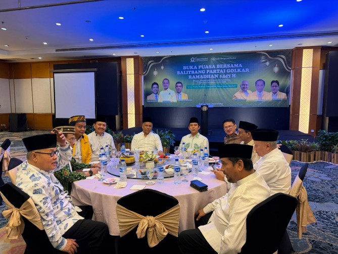 Badan Penelitian dan Pengembangan (Balitbang) DPP Partai Golkar menggelar kegiatan buka puasa bersama dalam rangka Ramadan 1447 Hijriah pada Minggu, 8 Maret 2026 di Ballroom Puri Ratna, Hotel Sahid.