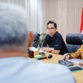 Wali Kota Medan Rico Tri Putra Bayu Waas memimpin rapat rencana pembangunan lanjutan dan revitalisasi Puskesmas di Kota Medan.