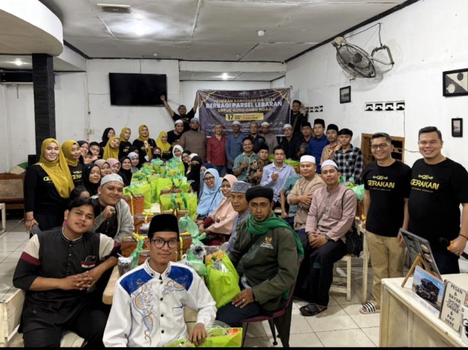 Gerakan Istiqomah Sedekah menyalurkan bantuan kepada guru ngaji rumahan di Medan berupa bingkisan Lebaran dan uang saku, kemarin.