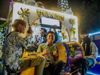 Pawai Obor dan Mobil Hias Meriahkan Malam Takbiran di Sergai