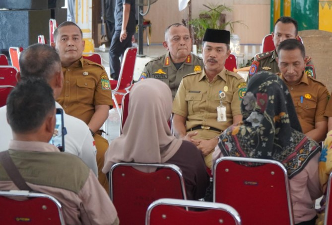 Pertemuan Pemkab Langkat dan Warga Besitang