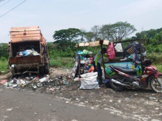 Kanal Titi Kuning Darurat Sampah, Camat Medan Johor Tegas Minta Solusi Cepat