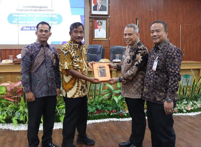 PT Bank Sumut bersama Pemerintah Kota Binjai resmi menghadirkan layanan pembayaran tagihan air Perumda Tirtasari secara digital. Foto: IST