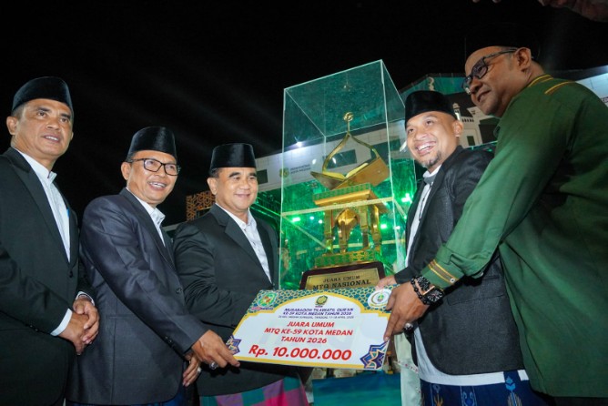 Kecamatan Medan Selayang resmi keluar sebagai juara umum Musabaqah Tilawatil Quran (MTQ) ke-59 tingkat Kota Medan tahun 2026. Posisi kedua diraih Kecamatan Medan Sunggal, disusul Medan Barat di peringkat ketiga.