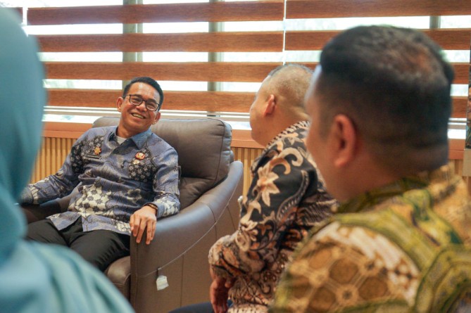 Pemerintah Kota Medan bersama Bank Sumut memperkuat sinergi untuk mengoptimalkan Pendapatan Asli Daerah (PAD), dengan fokus utama pada peningkatan pajak hotel dan restoran.